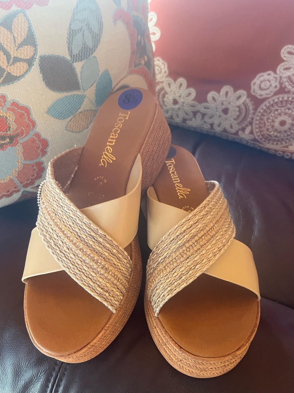 Toscanella Made in Italy Wonen’s 8.5 Wedge Sandals, new without tags